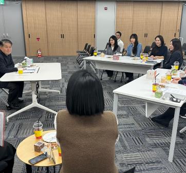 [재외동포청] 혁신연구모임, 청장님과의 대화 개최 관련사진2 보기